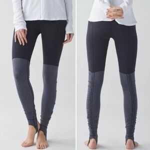 Lululemon Women’s Black and Herringbone High Waist Stirrup Leggings Size 6